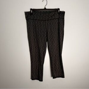 Ideology Women’s Activewear Capri Legging Pants Gray W/ Pocket Size L